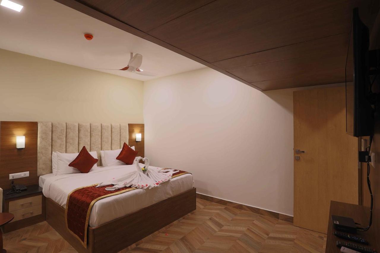 Hotel Bluemoon Tirunelveli Eksteriør billede