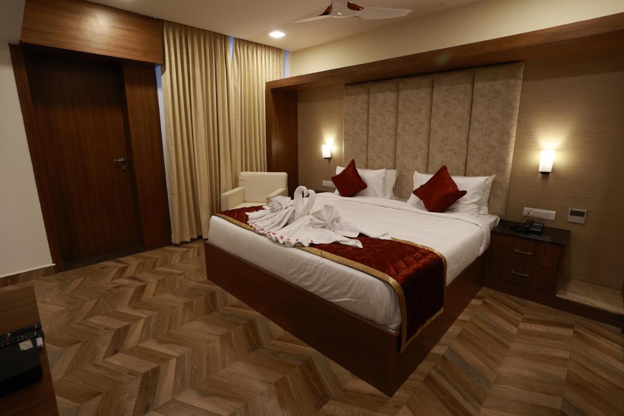 Hotel Bluemoon Tirunelveli Eksteriør billede