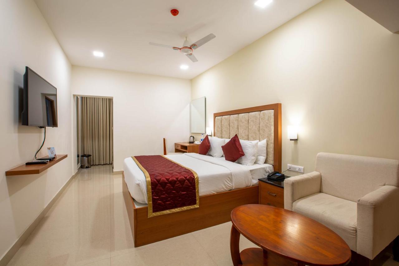 Hotel Bluemoon Tirunelveli Eksteriør billede